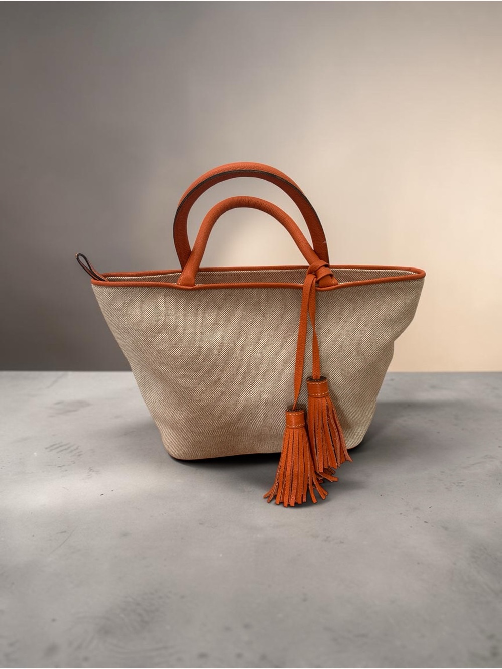 MODUSR!O made in Brazil leather and linen